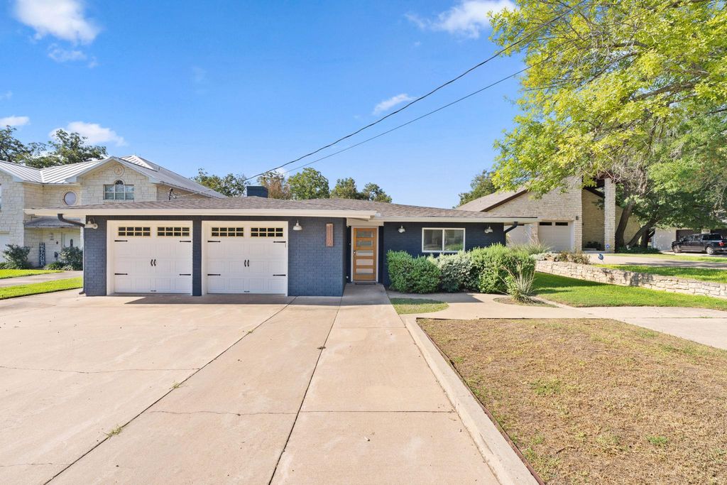 1112 SW Pecan DR SW, Marble Falls, TX 78654