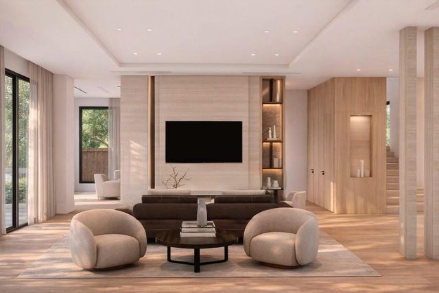 256 Alhambra Place, West Palm Beach, FL 33405