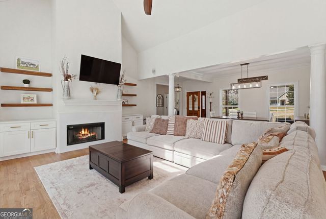 150 Longwood Lane, Newnan, GA 30263