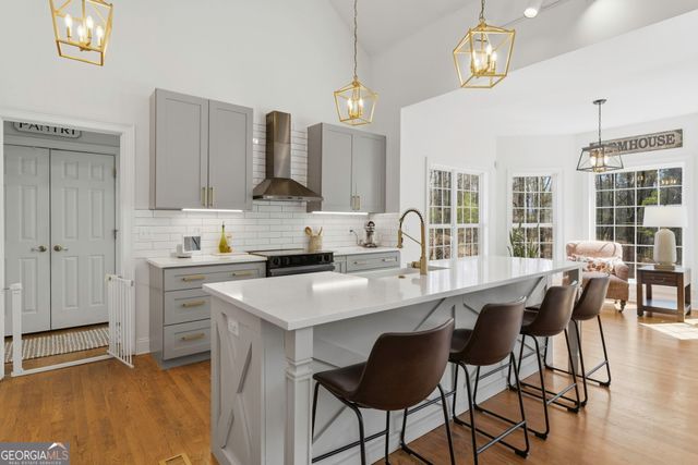 150 Longwood Lane, Newnan, GA 30263