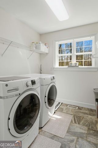 150 Longwood Lane, Newnan, GA 30263