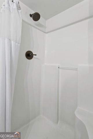 150 Longwood Lane, Newnan, GA 30263