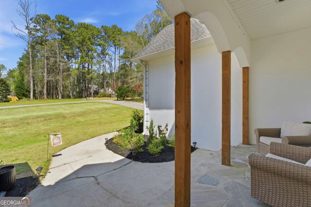 150 Longwood Lane, Newnan, GA 30263