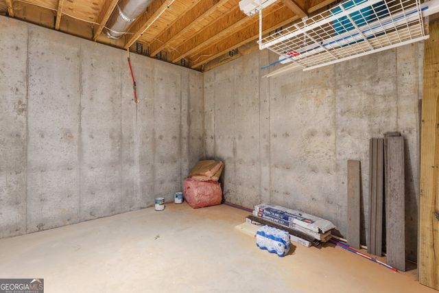 150 Longwood Lane, Newnan, GA 30263