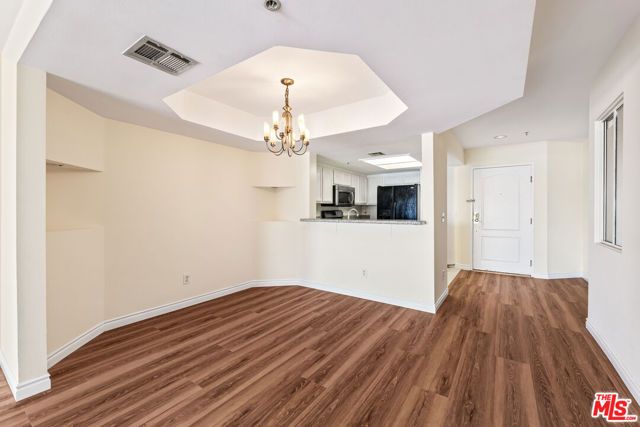 4755 Templeton Street 2115, Los Angeles, CA 90032