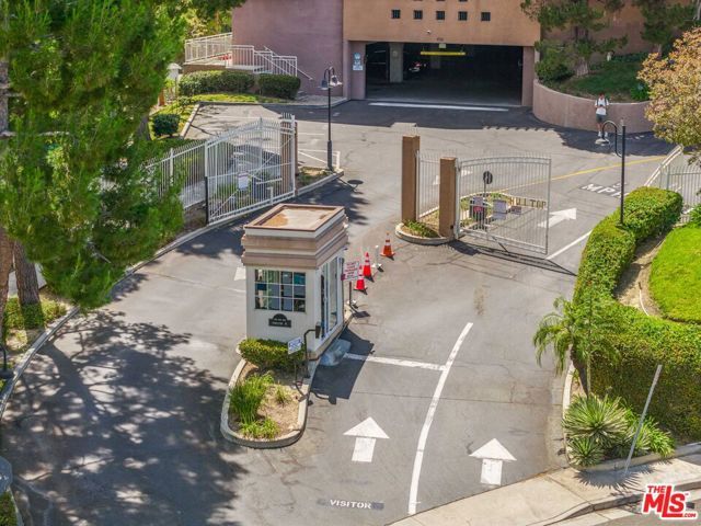 4755 Templeton Street 2115, Los Angeles, CA 90032