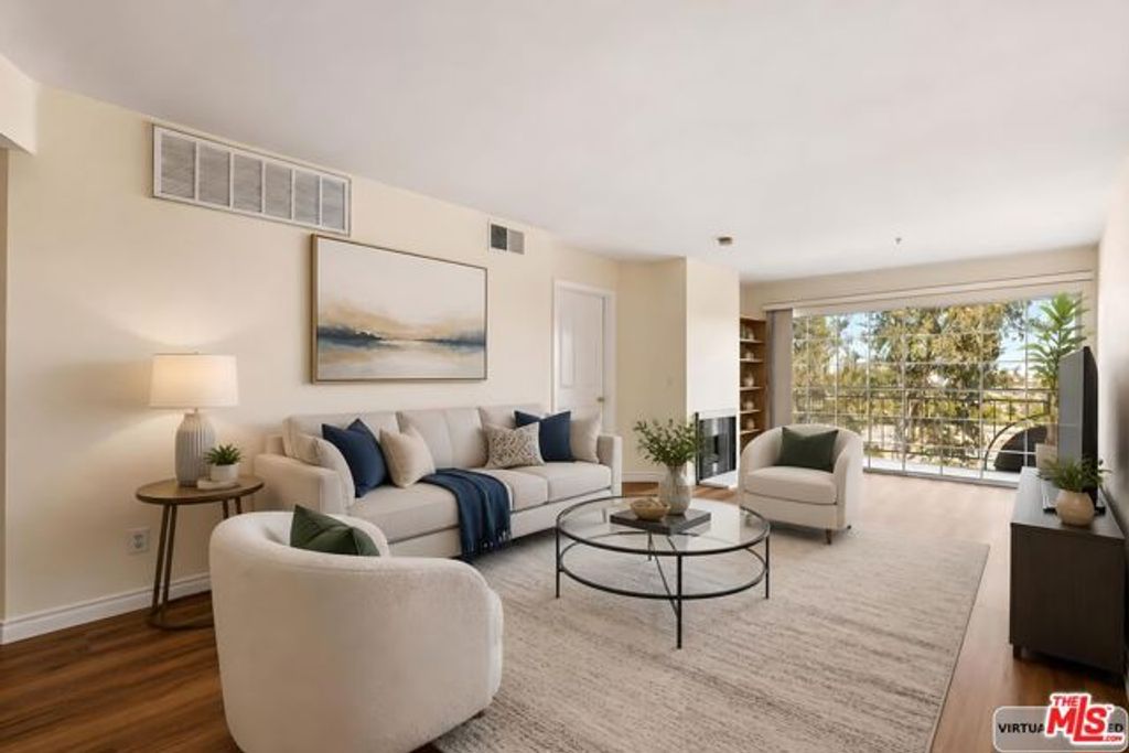 4755 Templeton Street 2115, Los Angeles, CA 90032