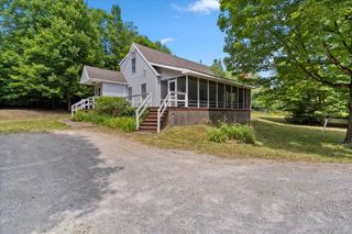 6 Barnett Road, Fairfax, VT 05454