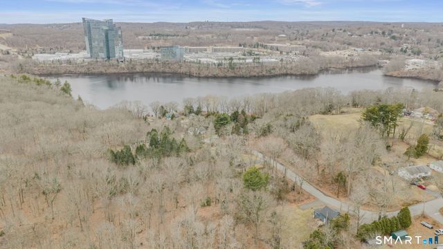 66 Lucas Park Road, Norwich, CT 06360