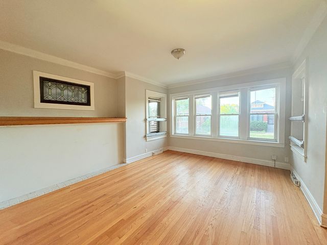 525 E 87th Place, Chicago, IL 60619