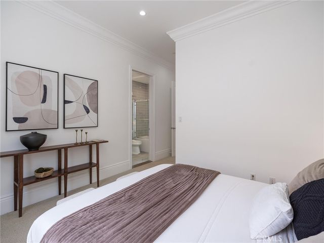 8056 Kentwood, Los Angeles, CA 90045