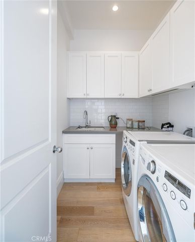 8056 Kentwood, Los Angeles, CA 90045