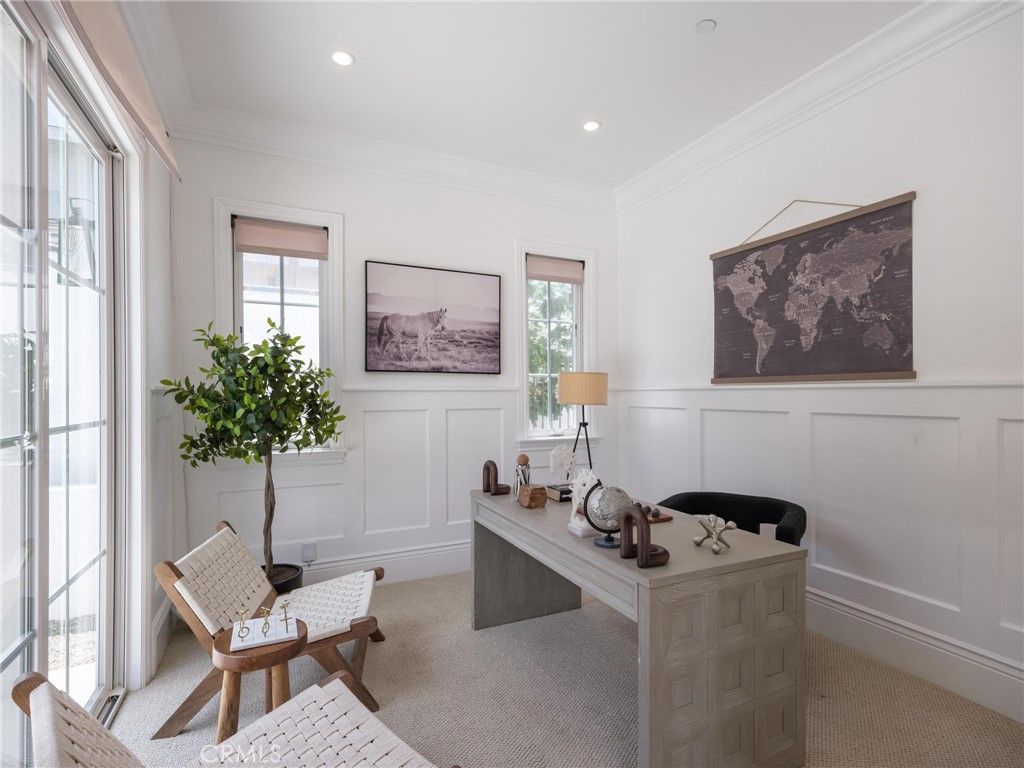 Image 20 of property listing at 8056 Kentwood, Los Angeles, CA 90045