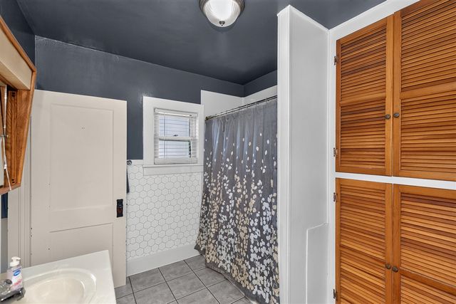 110 Theoda Court, Buchanan, MI 49107