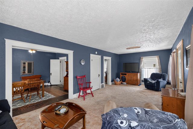110 Theoda Court, Buchanan, MI 49107