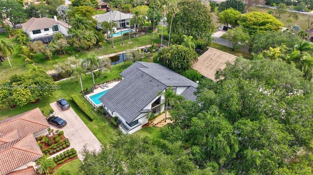 10325 NW 6th St, Coral Springs, FL 33071