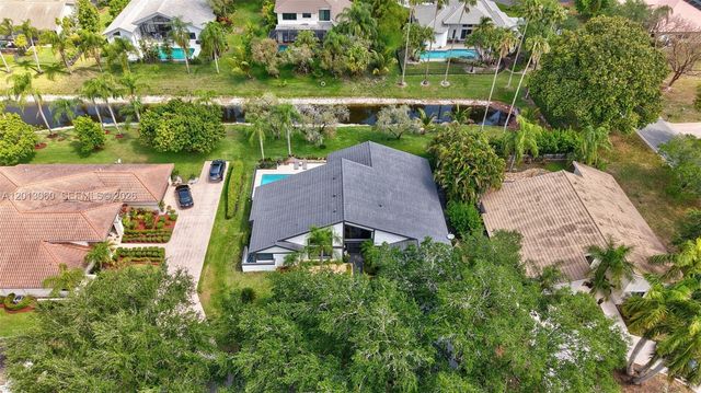 10325 NW 6th St, Coral Springs, FL 33071