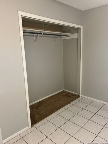 923 Vance Jackson, San Antonio, TX 78201