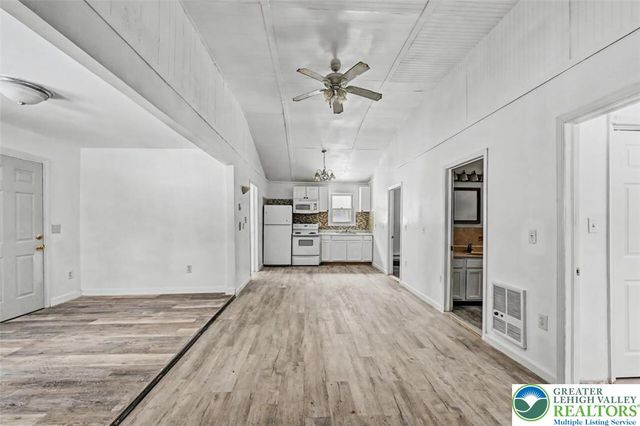 108 Mink Lane, Lehman Twp, PA 18324