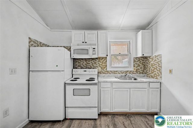 108 Mink Lane, Lehman Twp, PA 18324