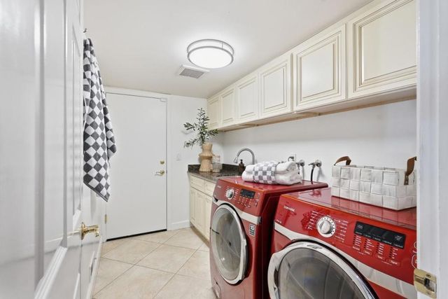 18803 Hilltop Way, Saratoga, CA 95070