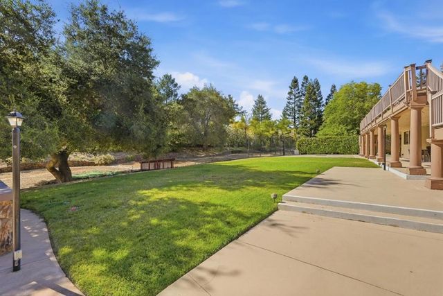 18803 Hilltop Way, Saratoga, CA 95070