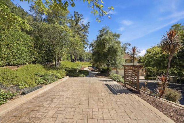 18803 Hilltop Way, Saratoga, CA 95070