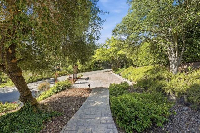 18803 Hilltop Way, Saratoga, CA 95070