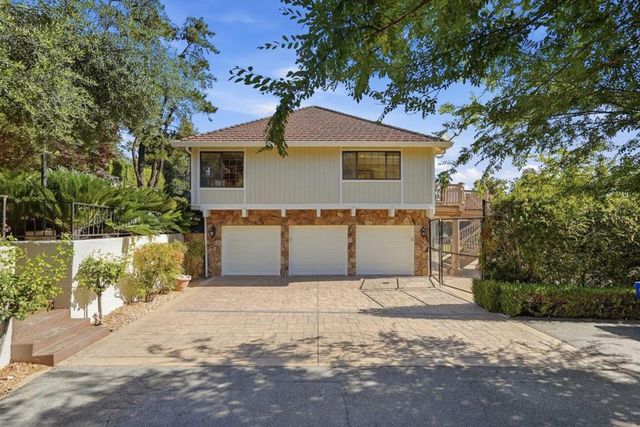 18803 Hilltop Way, Saratoga, CA 95070