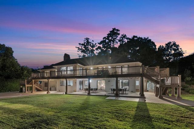 18803 Hilltop Way, Saratoga, CA 95070