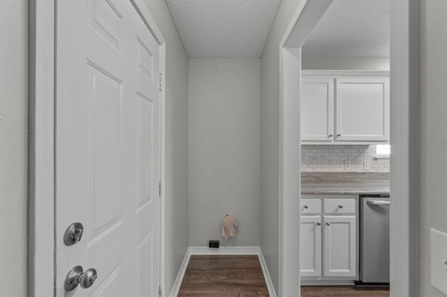 8134 Menorca Street, Navarre, FL 32566