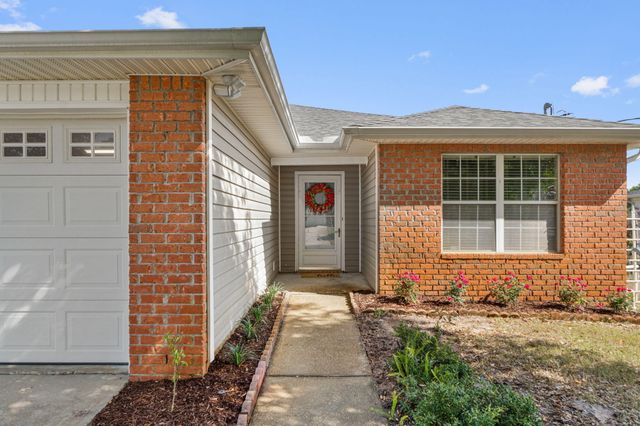 8134 Menorca Street, Navarre, FL 32566