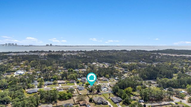 8134 Menorca Street, Navarre, FL 32566