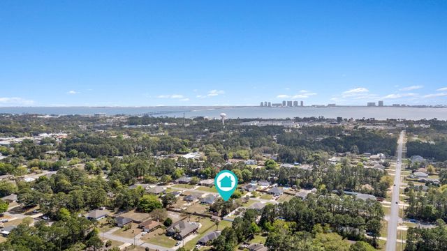 8134 Menorca Street, Navarre, FL 32566