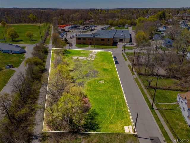 91 Lake Street, Pontiac, MI 48341