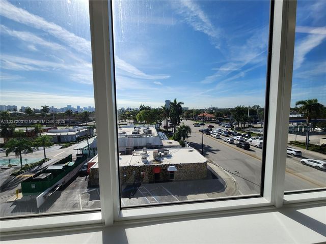 100 N Federal Hwy, Hallandale Beach, FL 33009