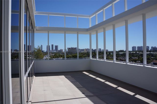 100 N Federal Hwy, Hallandale Beach, FL 33009