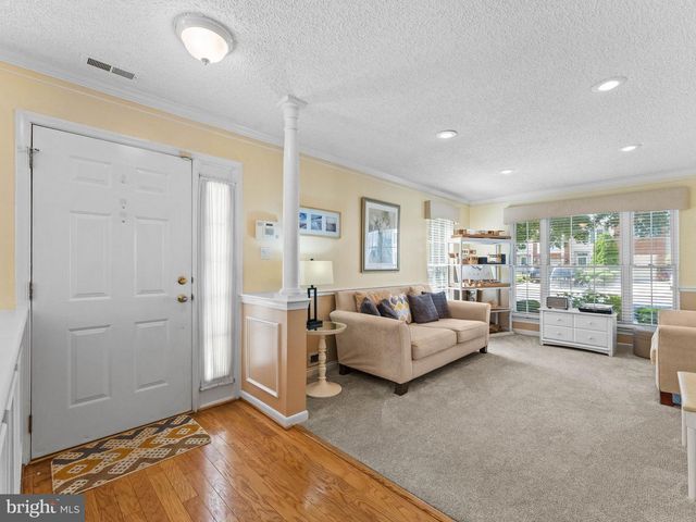 34 LA COSTA DR, Blackwood, NJ 08012