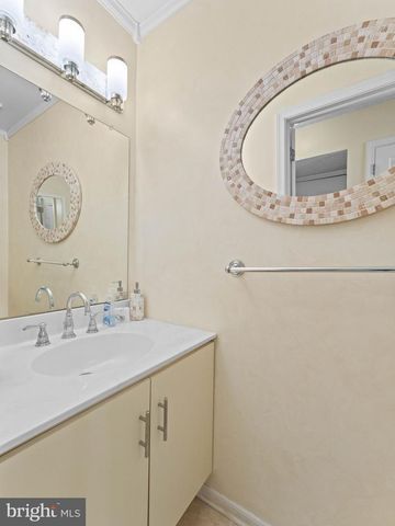 34 LA COSTA DR, Blackwood, NJ 08012