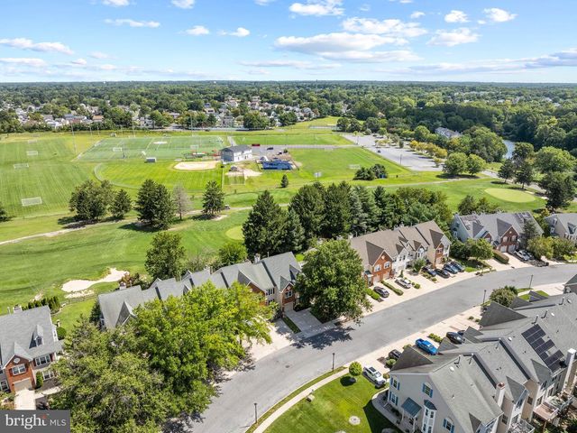 34 LA COSTA DR, Blackwood, NJ 08012