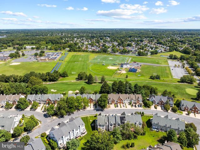 34 LA COSTA DR, Blackwood, NJ 08012
