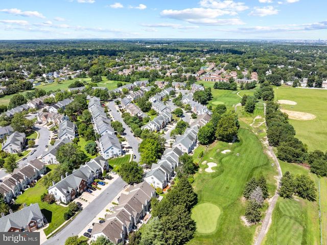 34 LA COSTA DR, Blackwood, NJ 08012