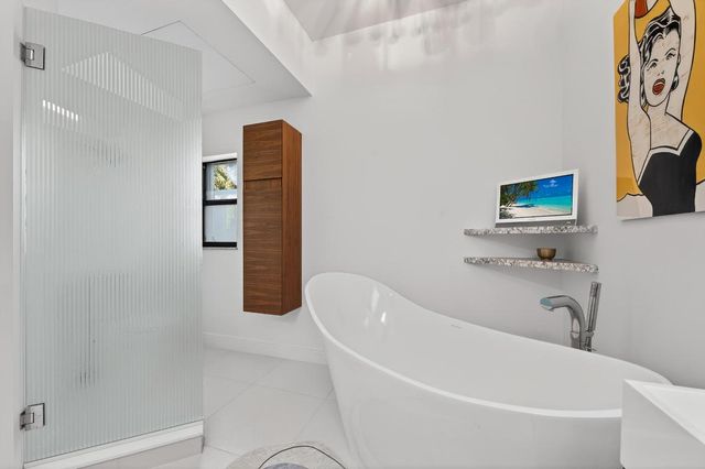 25 Ocean Drive, Jupiter, FL 33469