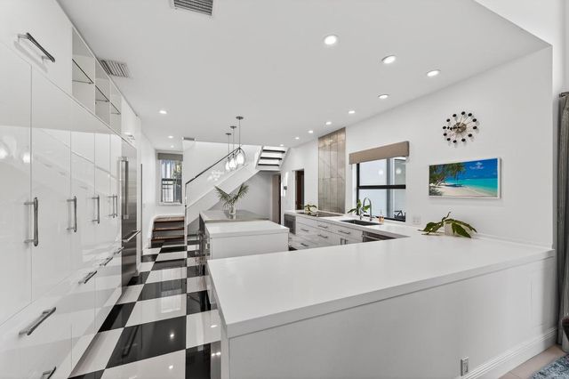 25 Ocean Drive, Jupiter, FL 33469