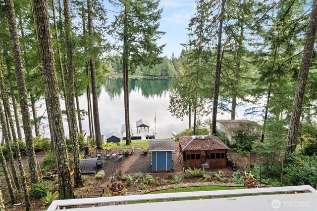 2800 E Phillips Lake Loop Road, Shelton, WA 98584