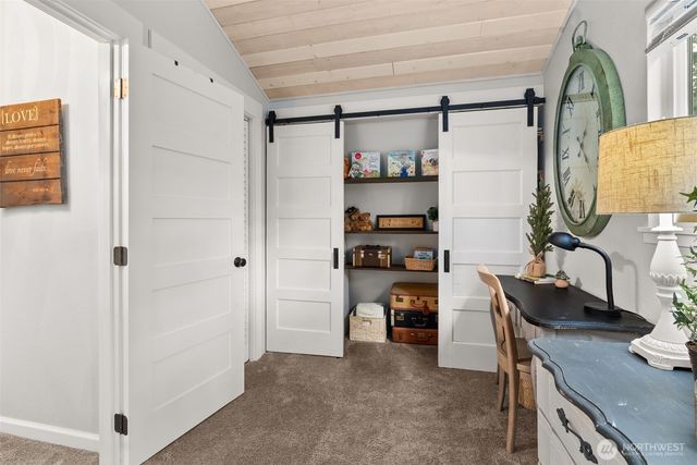 2800 E Phillips Lake Loop Road, Shelton, WA 98584