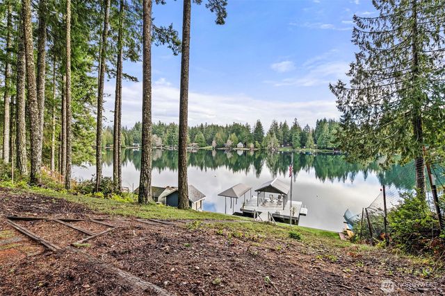 2800 E Phillips Lake Loop Road, Shelton, WA 98584