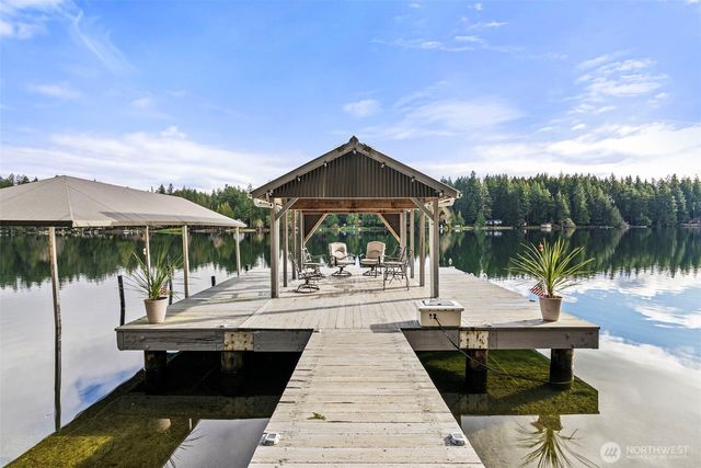 2800 E Phillips Lake Loop Road, Shelton, WA 98584