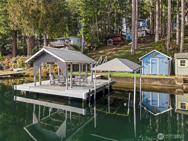 2800 E Phillips Lake Loop Road, Shelton, WA 98584