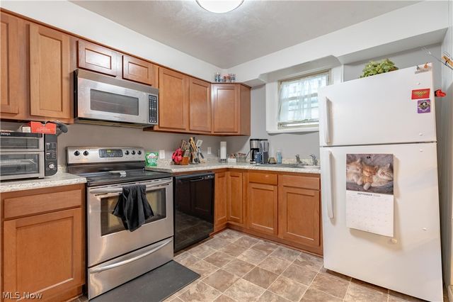 1912 Kirk Court NW, Canton, OH 44709